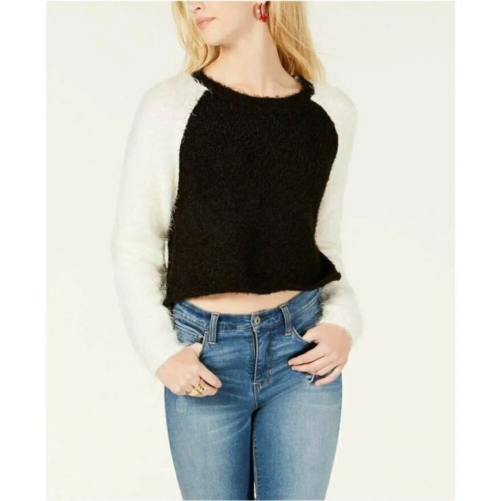 PLANET GOLD Juniors Fuzzy Cropped Baseball Sweater Black White L Large‎ NWT